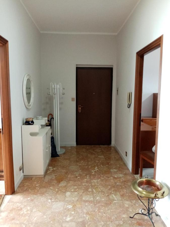 Bruno Turin Apartment Near The Metro โกลเลญโญ ภายนอก รูปภาพ