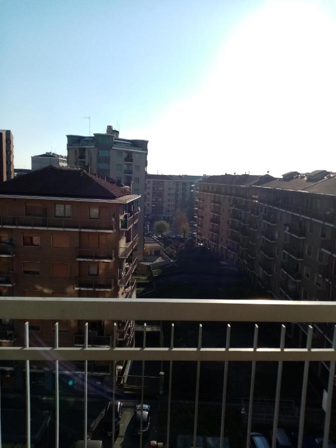 Bruno Turin Apartment Near The Metro โกลเลญโญ ภายนอก รูปภาพ